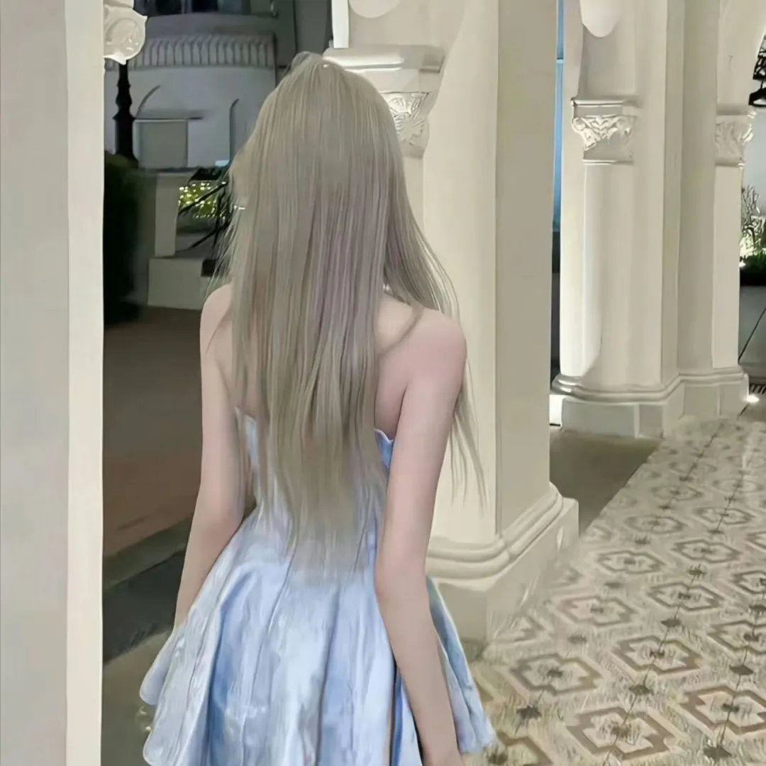 小鱼莉莉